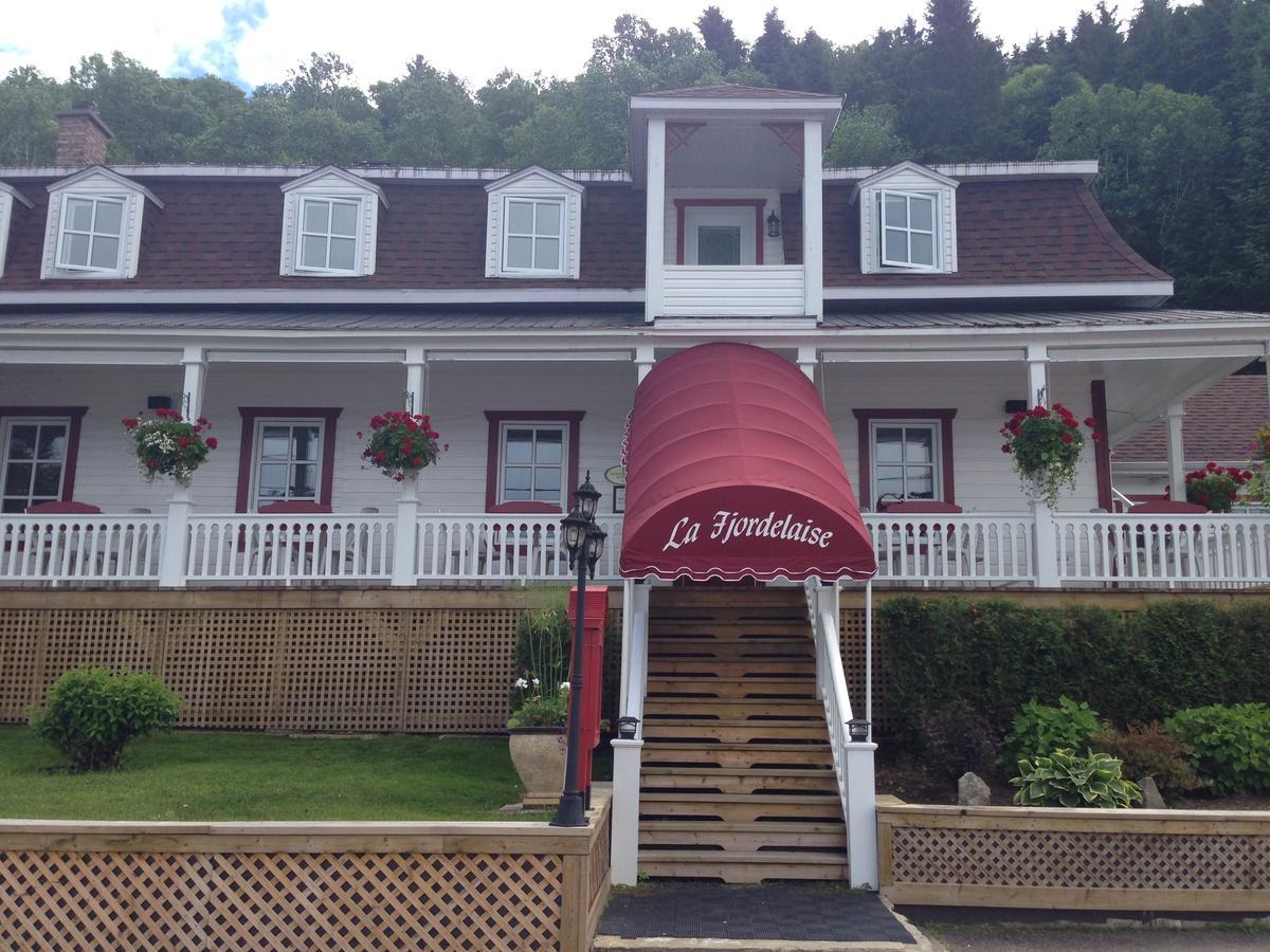 Auberge La Fjordelaise&la Rosalie LʼAnse-Saint-Jean Extérieur photo